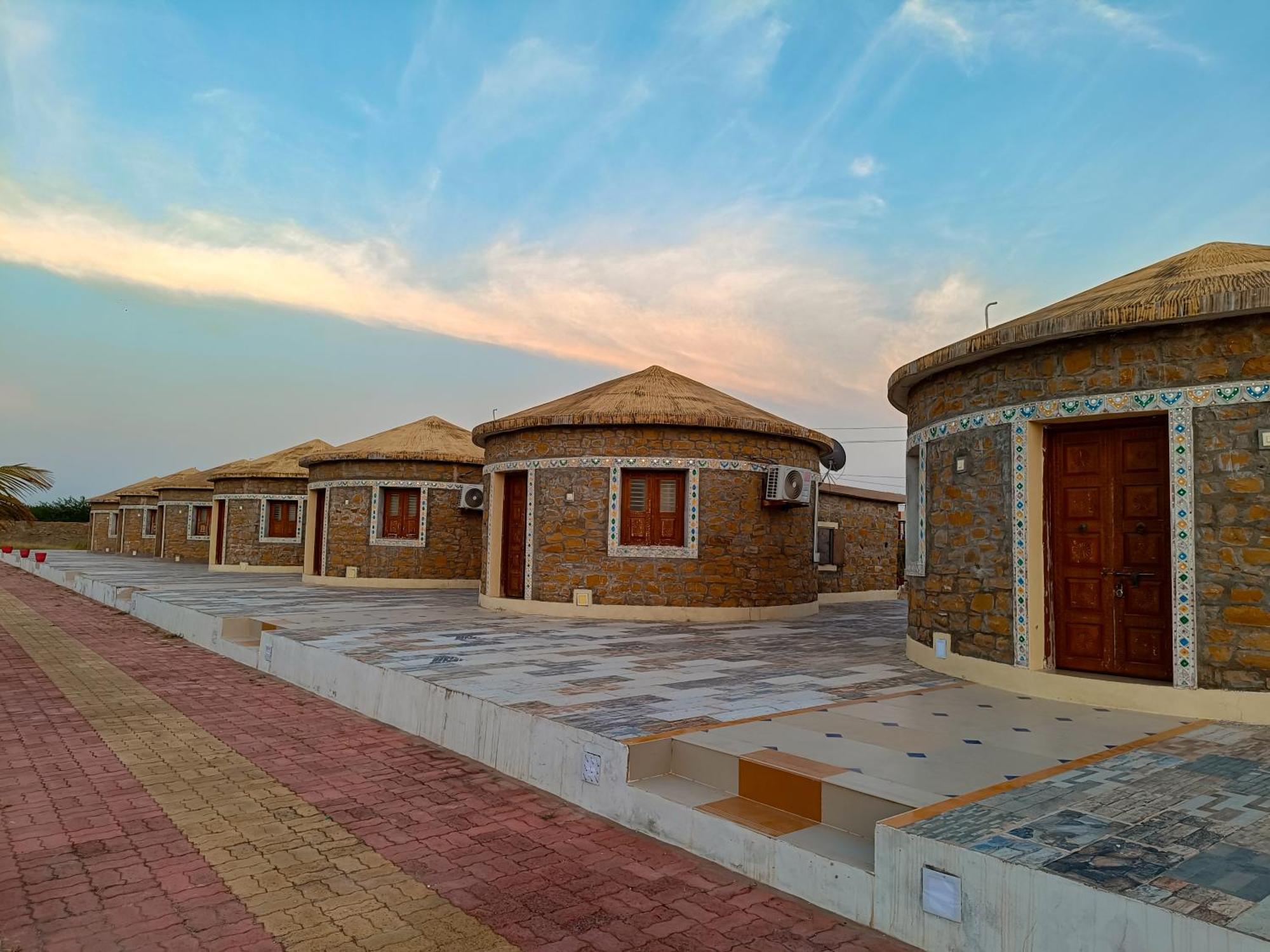Dholavira Tourism Resort Exterior foto